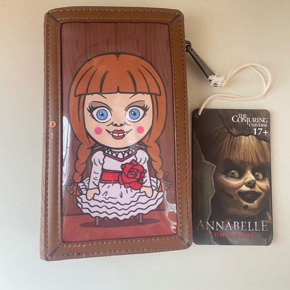 Loungefly The Conjuring Annabelle Cosplay Bifold Wallet - Picture 1 of 10
